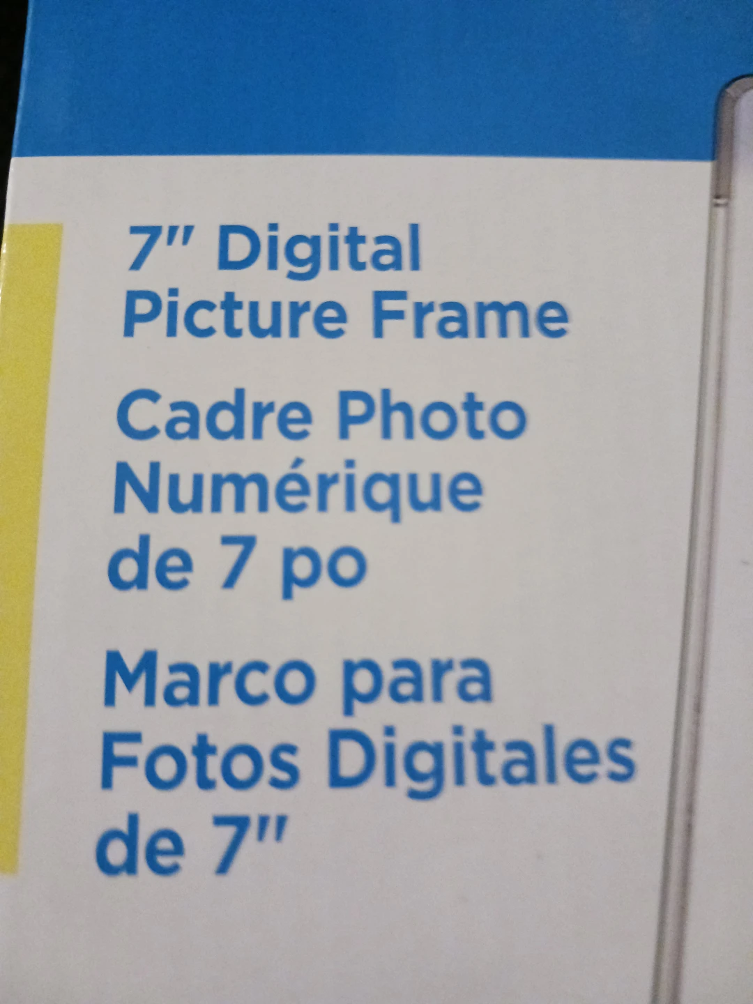 Dynex 7-inch Digital Picture Frame - photo 2