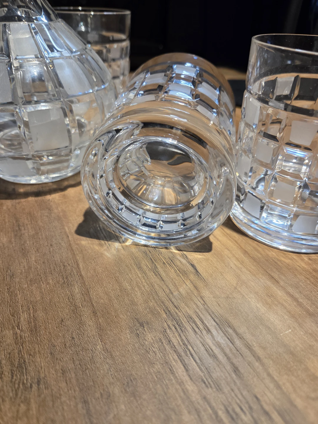 Vintage Crystal Decanter + 5 Matching Rocks Glasses - photo 3