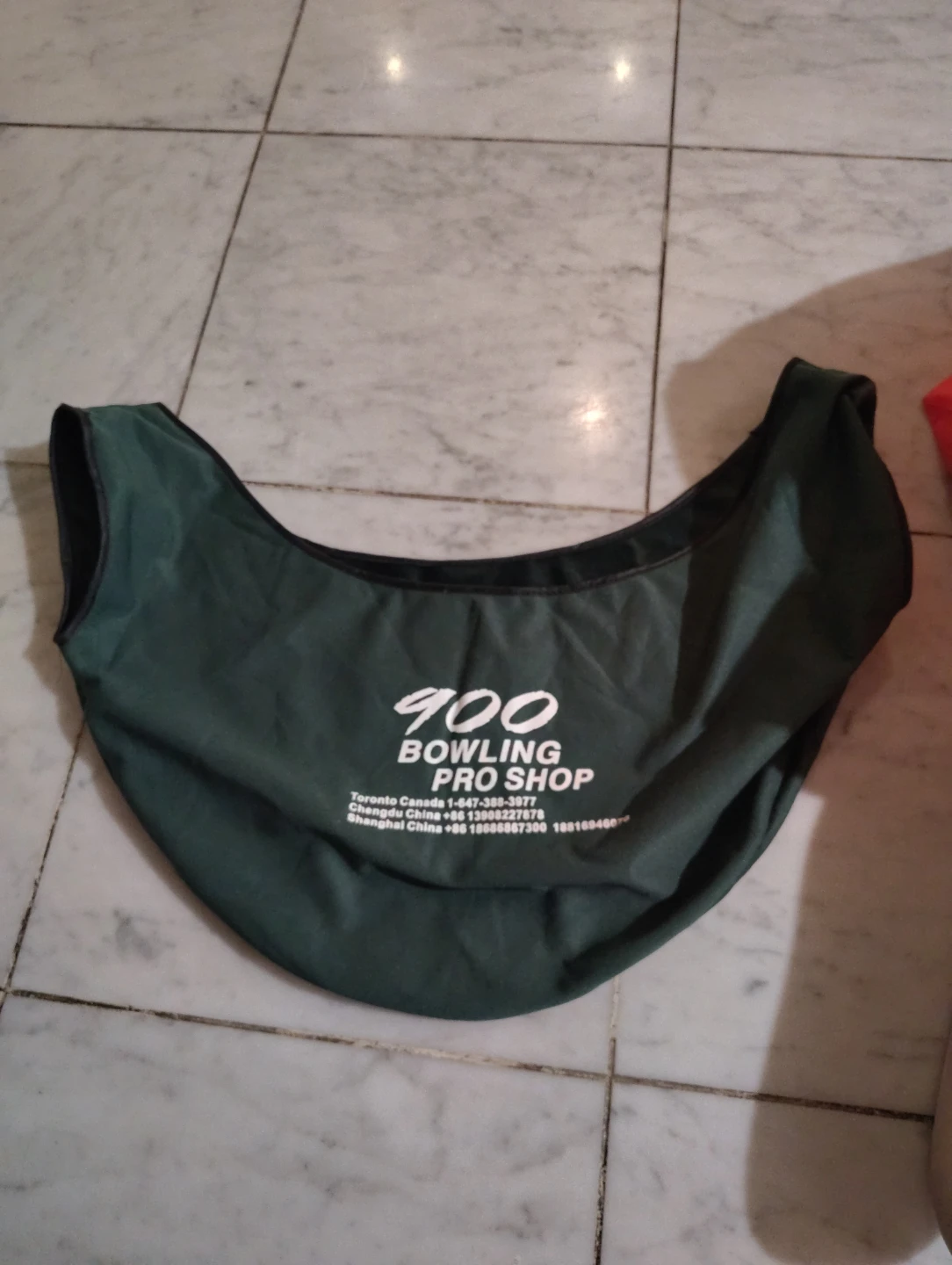 900 Global Black Widow Bowling Ball with Bag