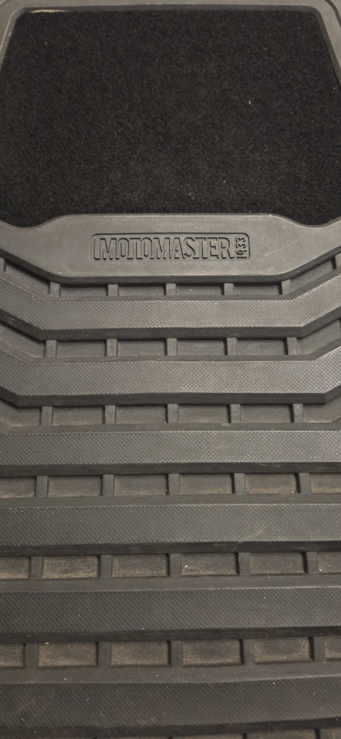 MotoMaster Rubber Car Floor Mats - photo 2