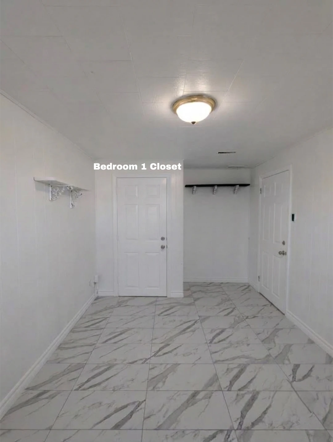 2-Bedroom Walkout Basement Apartment, All-Inclusive & Private - photo 4