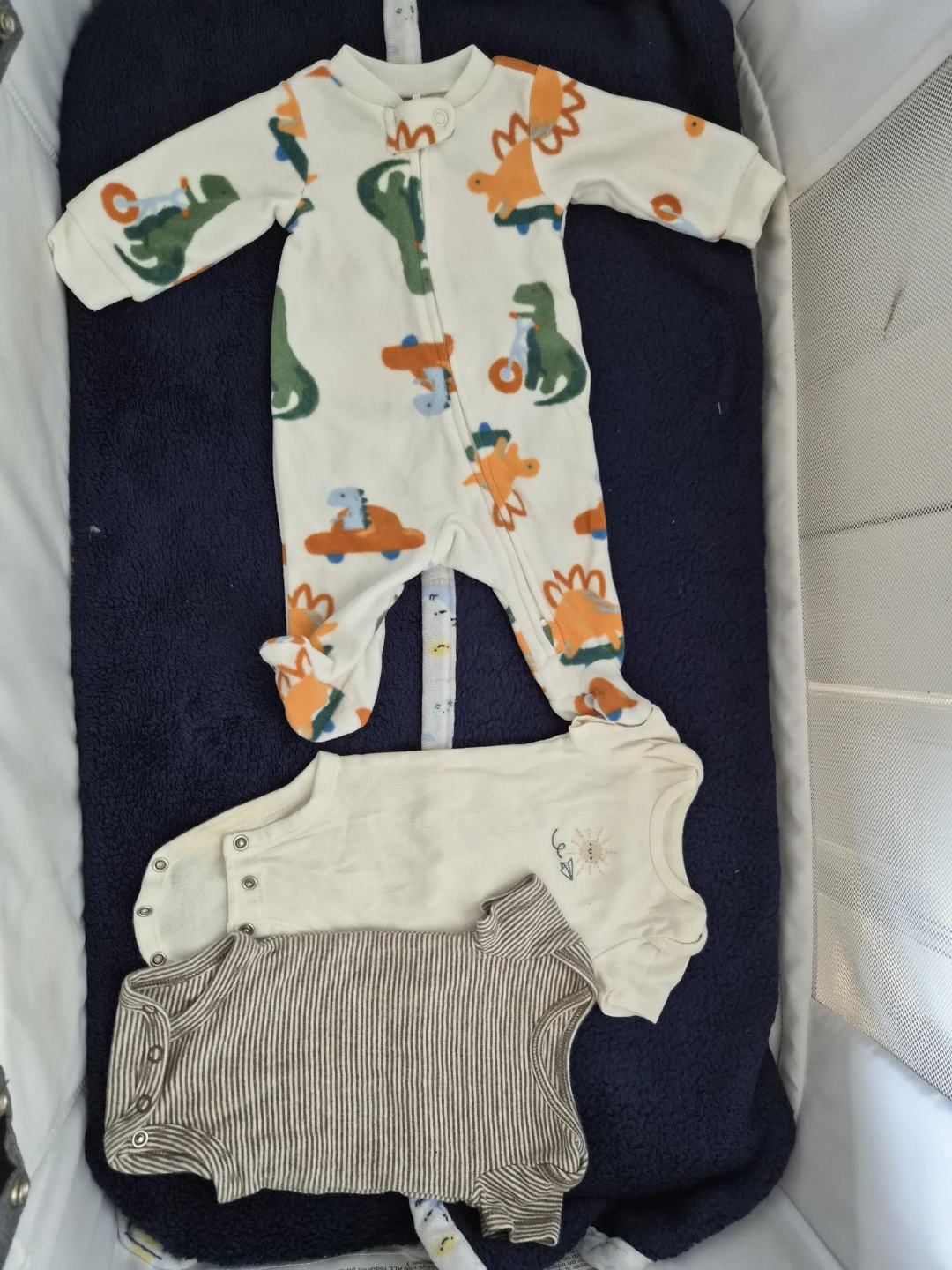 Carter's  Baby Clothing Set