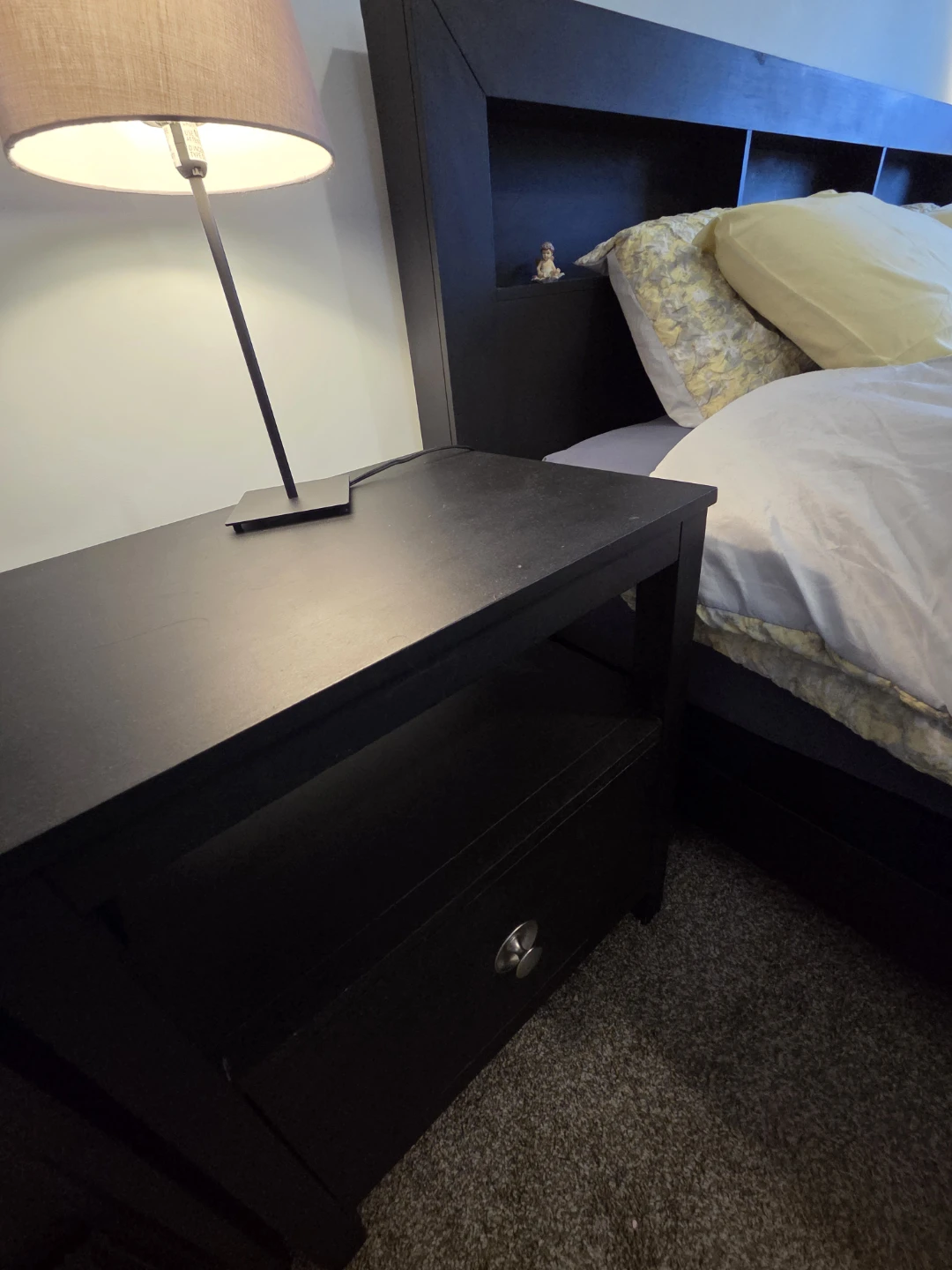 Solid Wood 4-Piece King Bedroom Set - photo 3