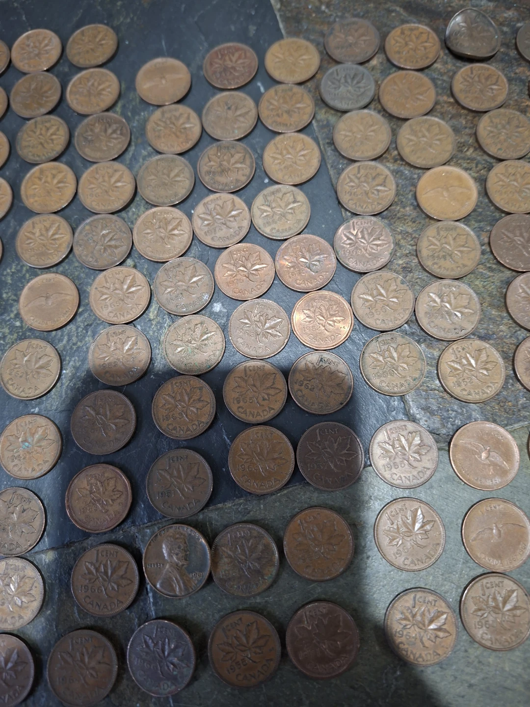 1940s to 1960s Pennies - photo 4