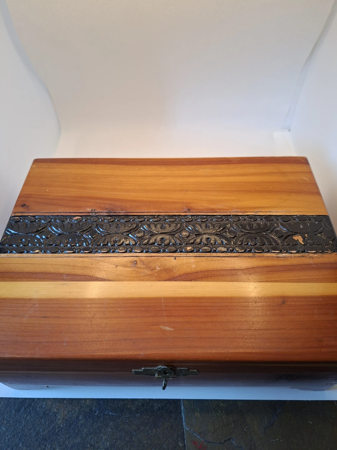 Vintage Wooden Treasure Box Filled with World Coins Lot - photo 3