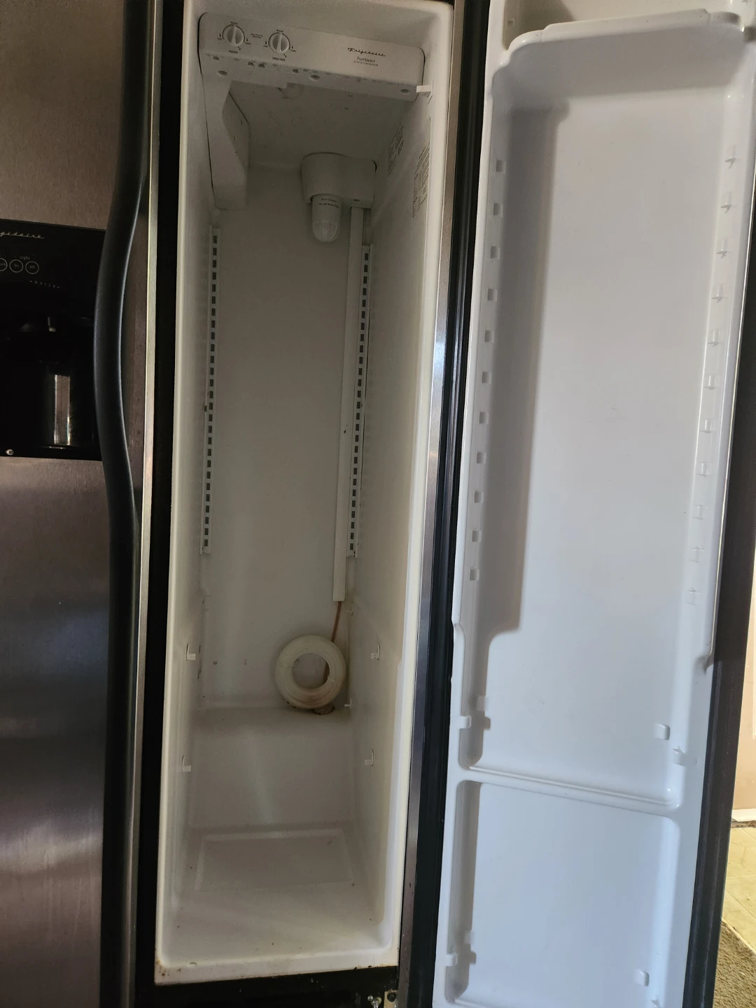 Frigidaire Side-by-Side Refrigerator - photo 3