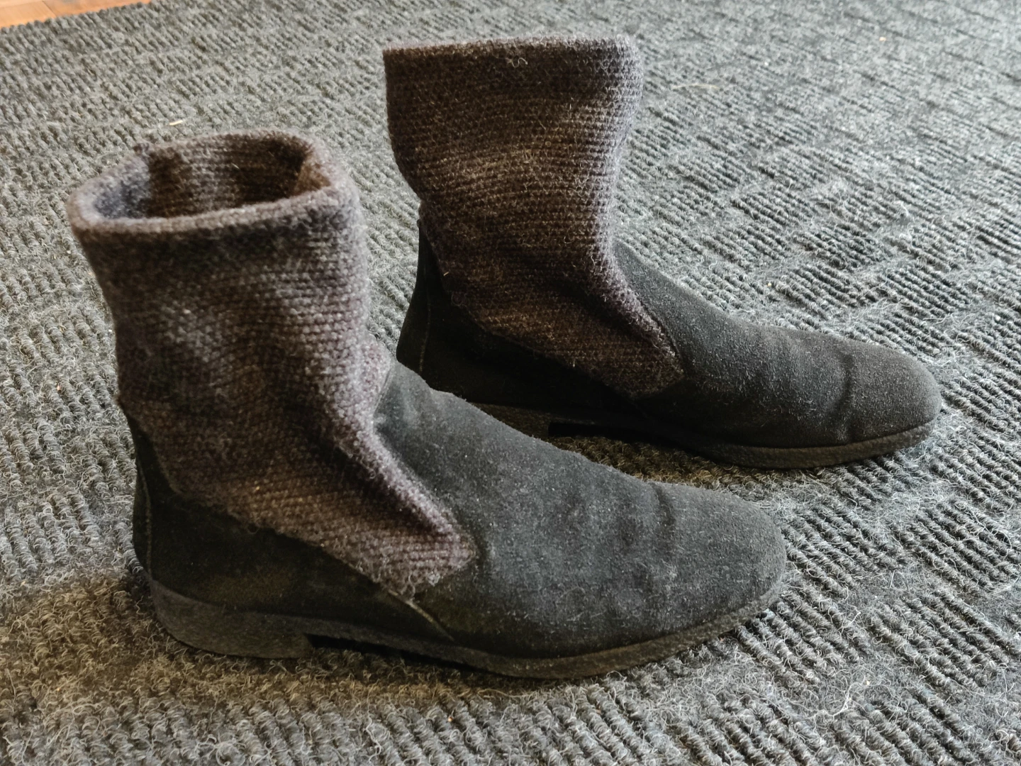 Aerosoles Suede Winter Boots / Booties / Shoes - Women Size: 6.5