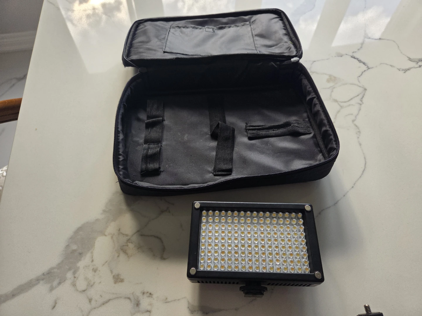 Lumahawk LED Camera Light Kit - photo 2