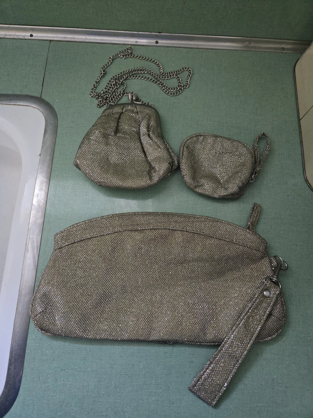 Three (3) Piece Sparkly Gold Dressy Purses - photo 4