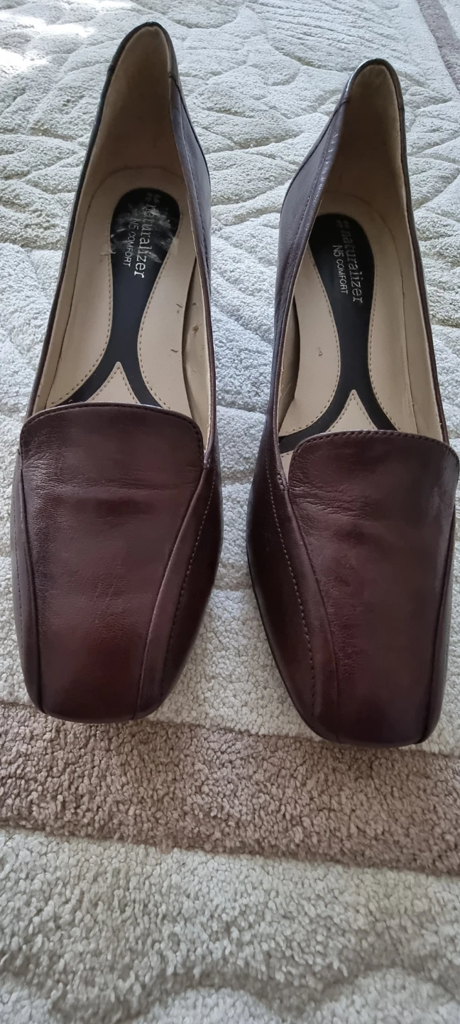 Naturalizer N5 Comfort Brown Loafer Heels