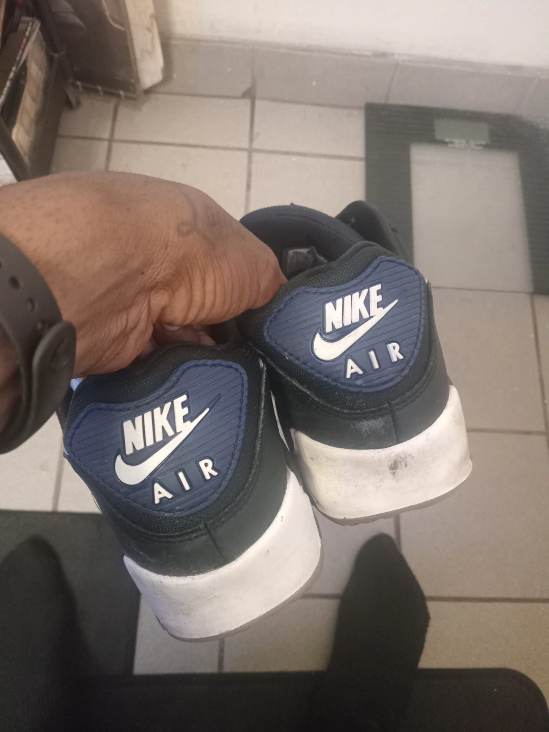 Size 11 nike air max - photo 2