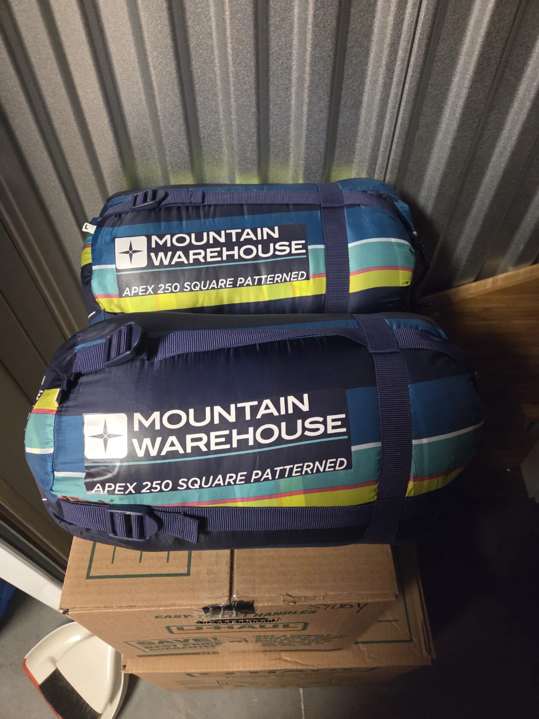 2 Mountain Warehouse Apex 250 Square Sleeping Bags