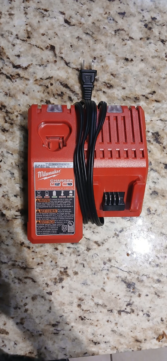 Milwaukee M12 and M18 Battery Charger