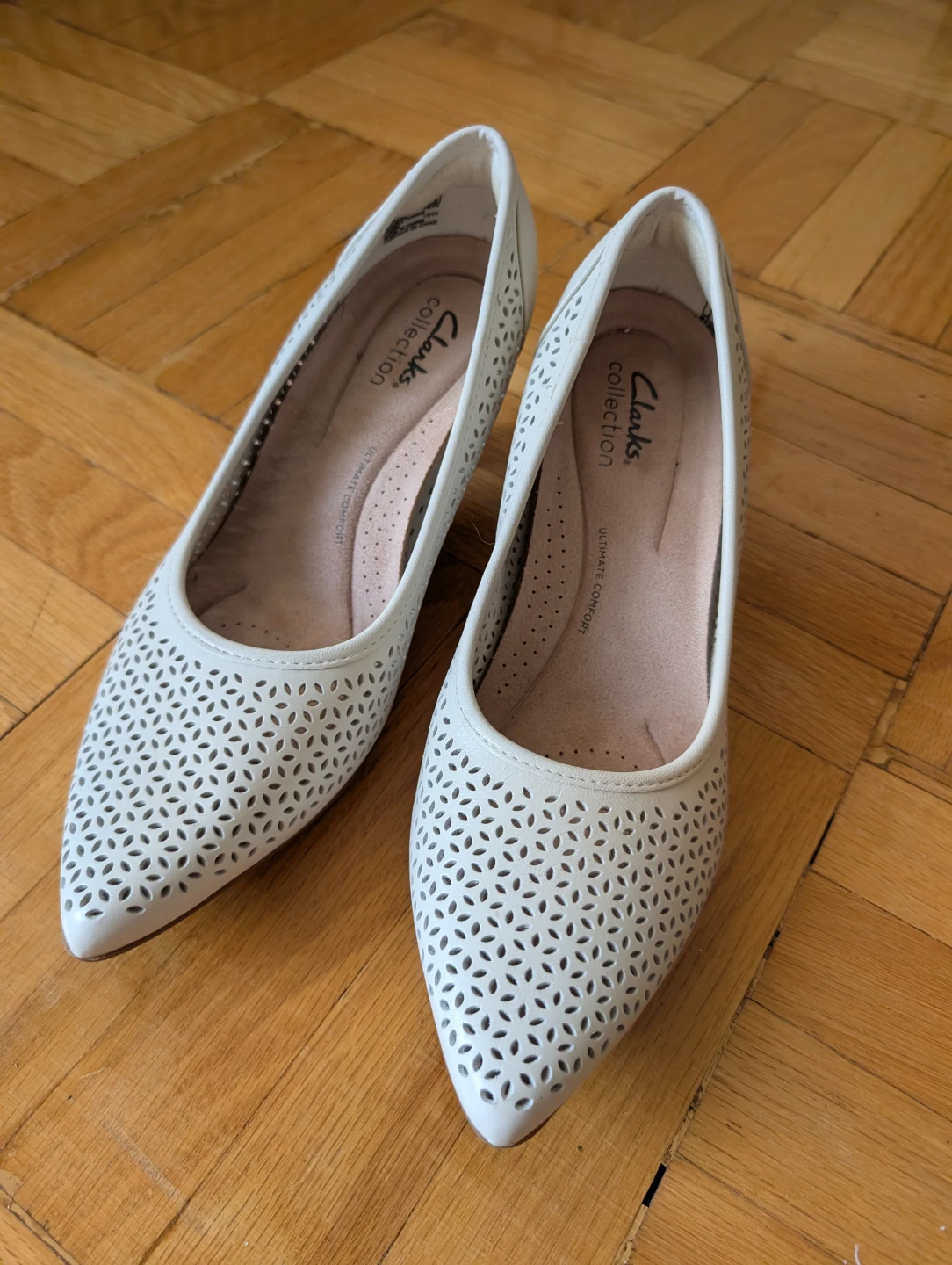Clarks Collection White Laser-Cut Pumps