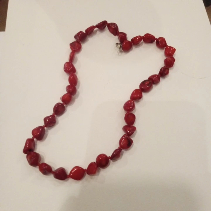 Beautiful Vintage and Newer Necklaces Lot - Coral and Glass - photo 5