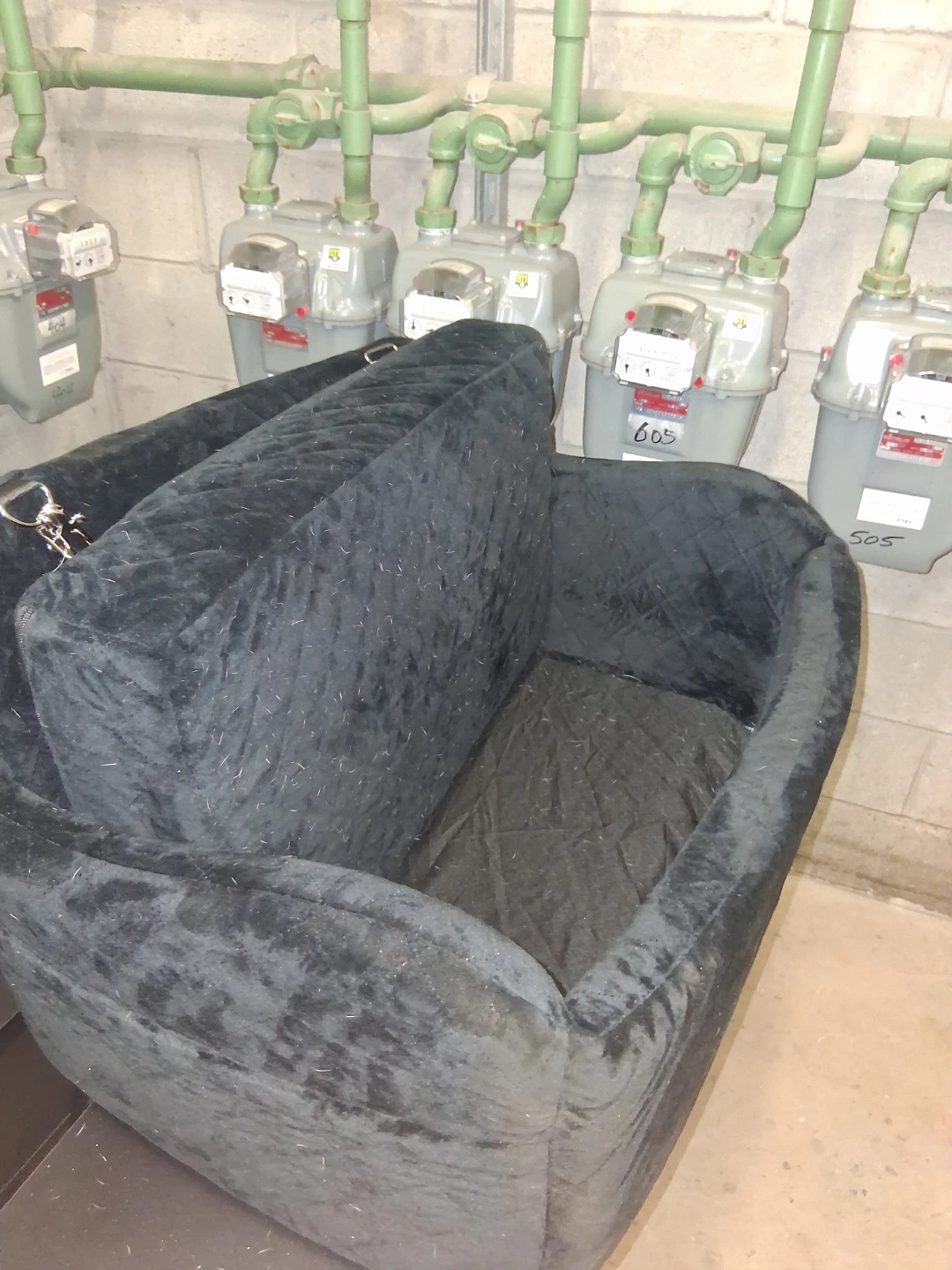 Lealchum Pet Car Seat Booster - photo 4