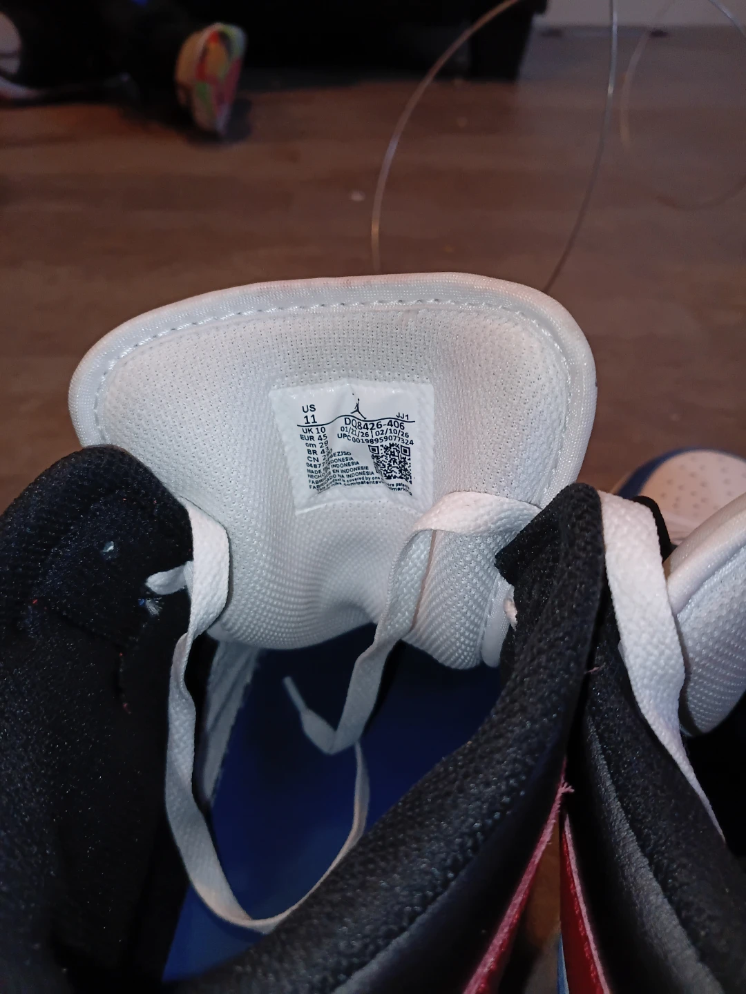 Air Jordan 1 Mid Shoes - photo 3