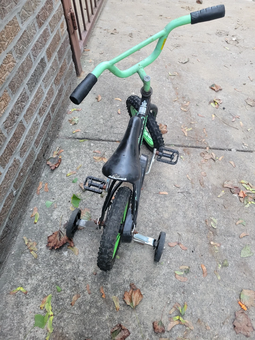 Very small Kids Bike - photo 4