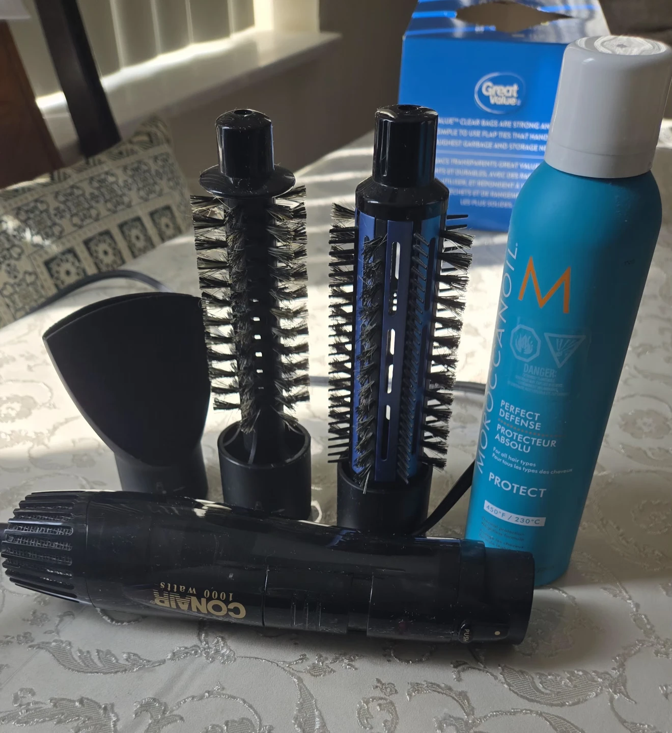 Conair 1000 Watt Hair Styler + FREE gift