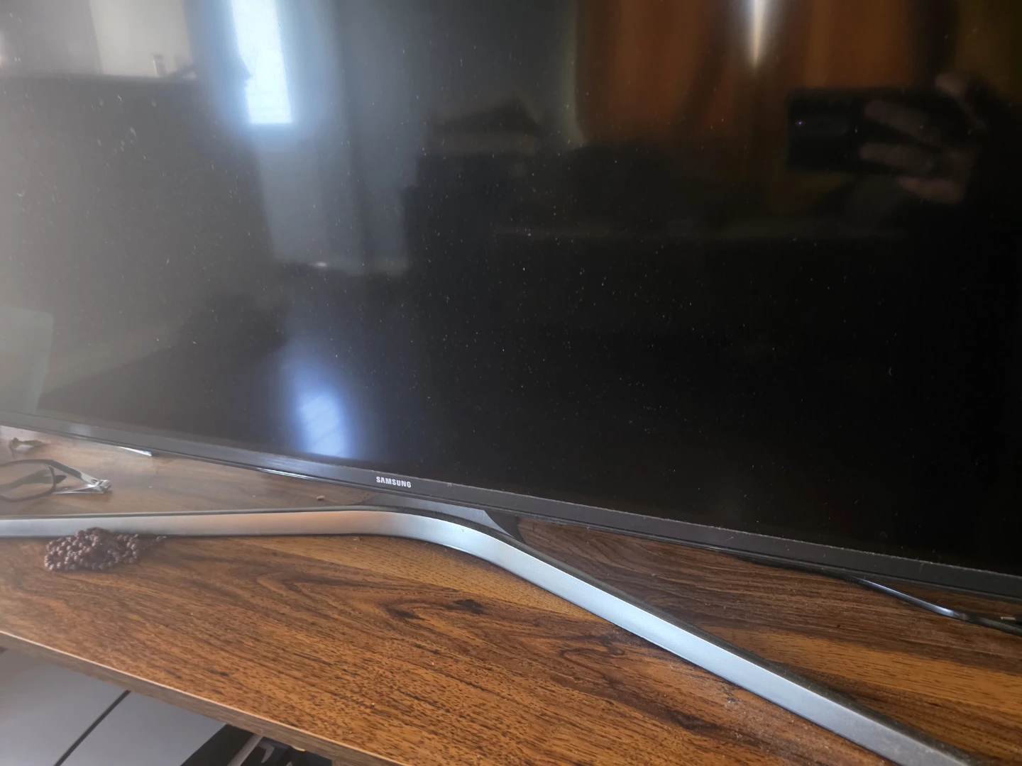 Samsung 50" Smart TV (UN50MU6300F) - photo 2