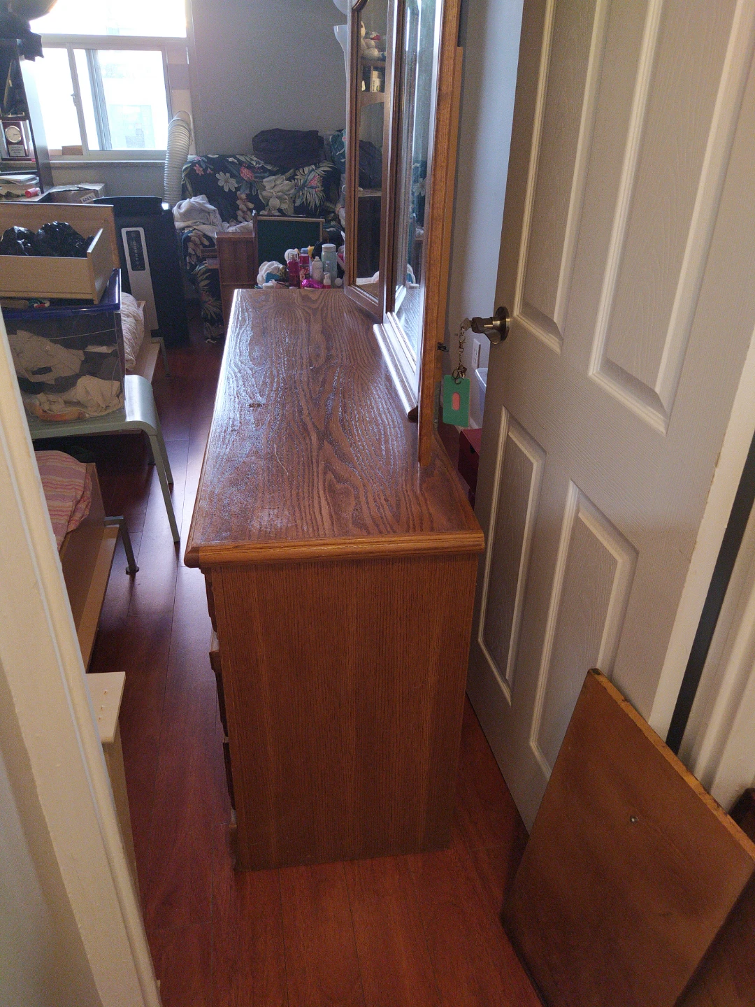 Vintage Wooden Dresser with Tri-Fold Mirror - photo 5