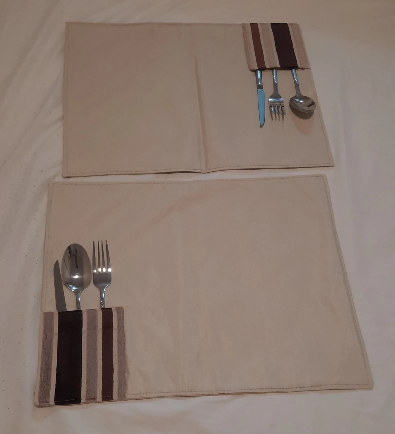 New Placemats with Cutlery Pockets - photo 2