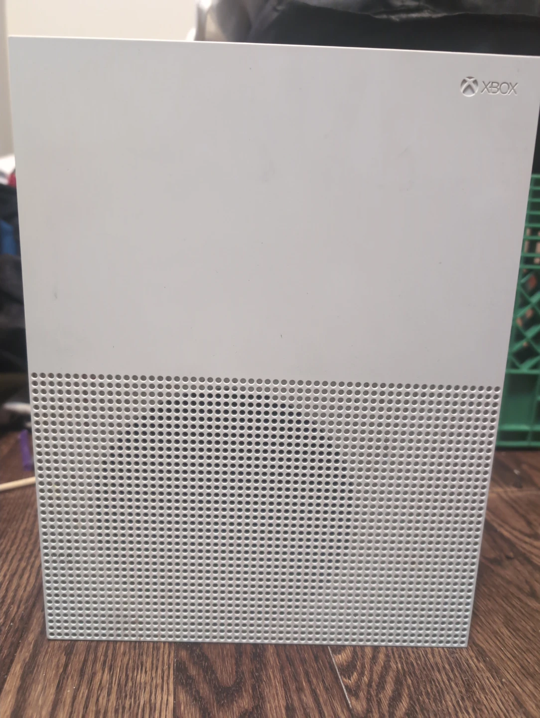Xbox one s tb 3 controllers built in games - photo 2