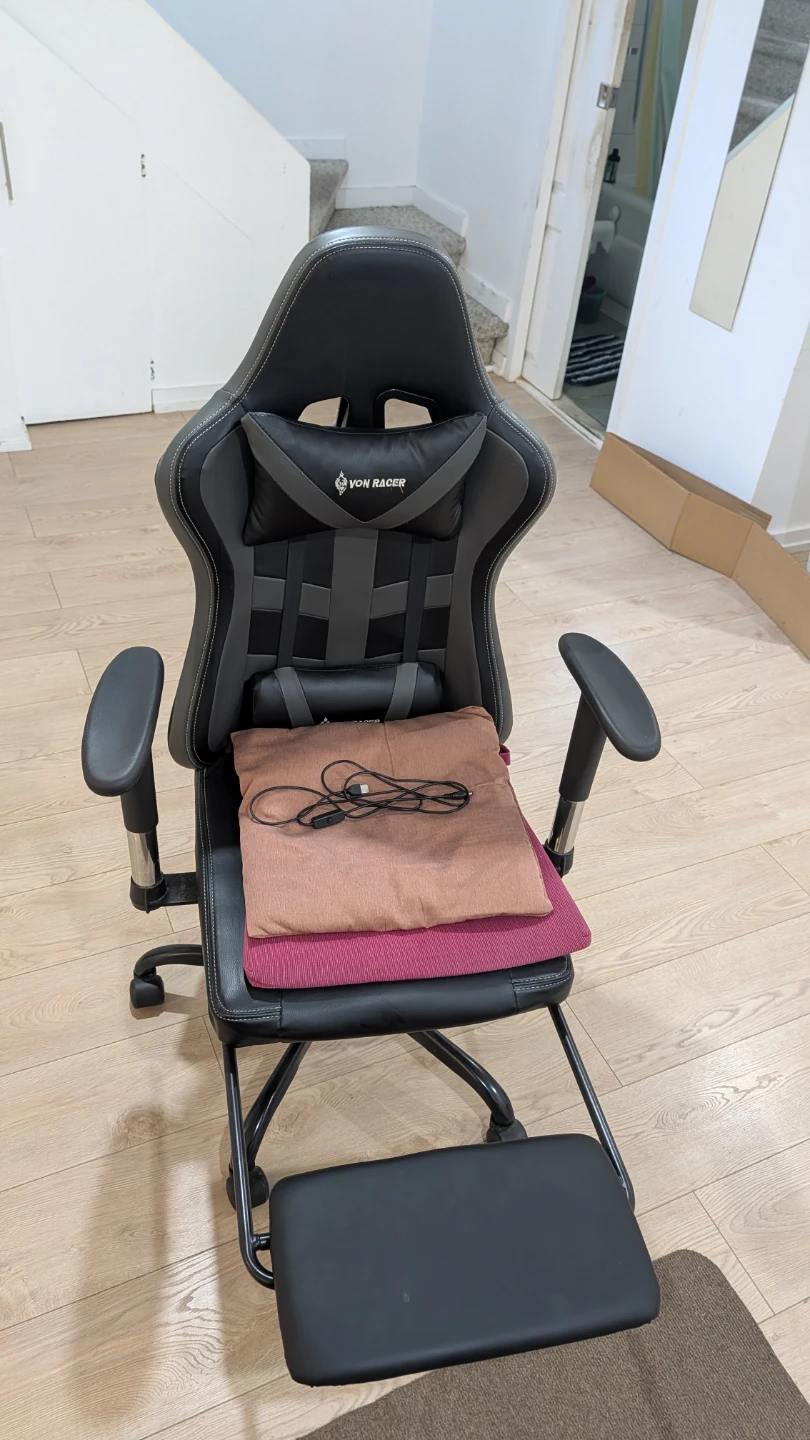 VON RACER Gaming Chair with Massager - photo 2