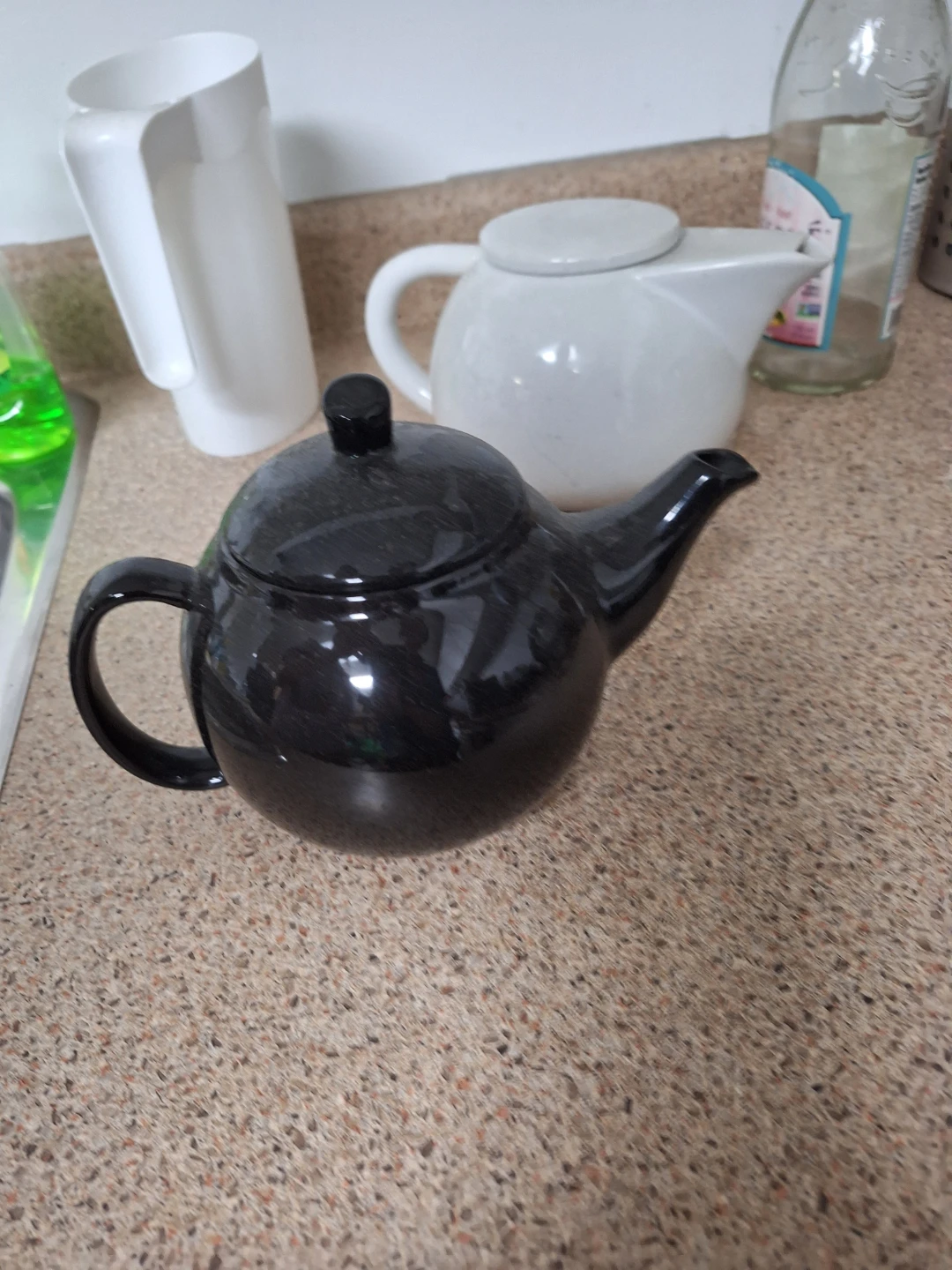 Silicone Air Fryer Liner and 2 tea pots