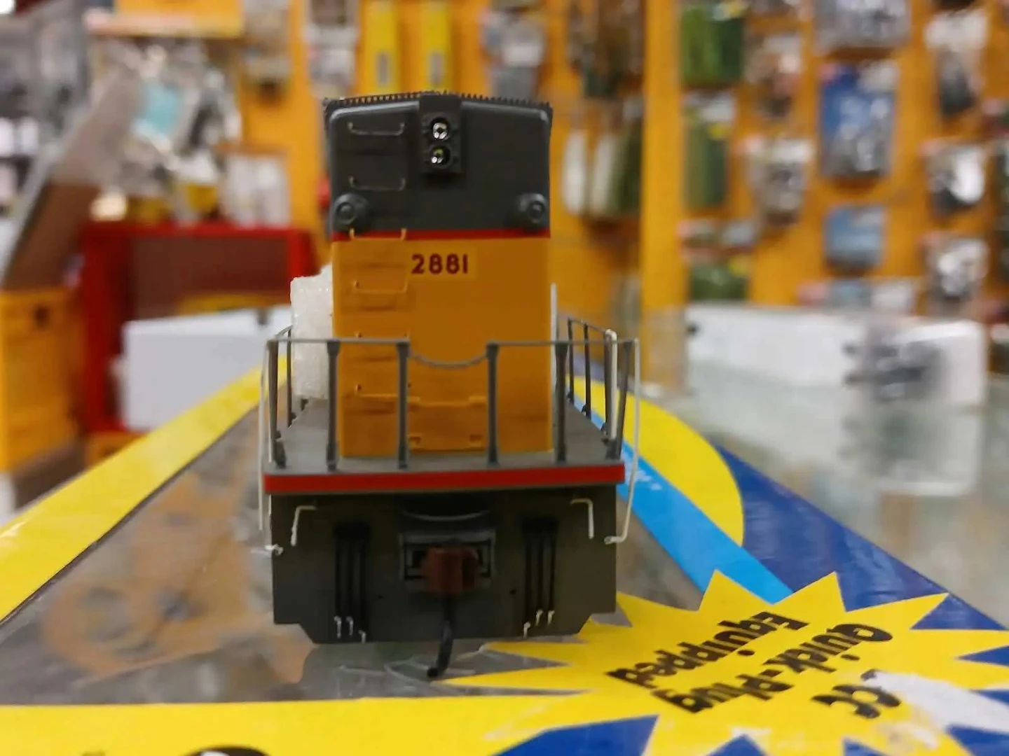 Athearn Union Pacific Train 2881 - photo 4