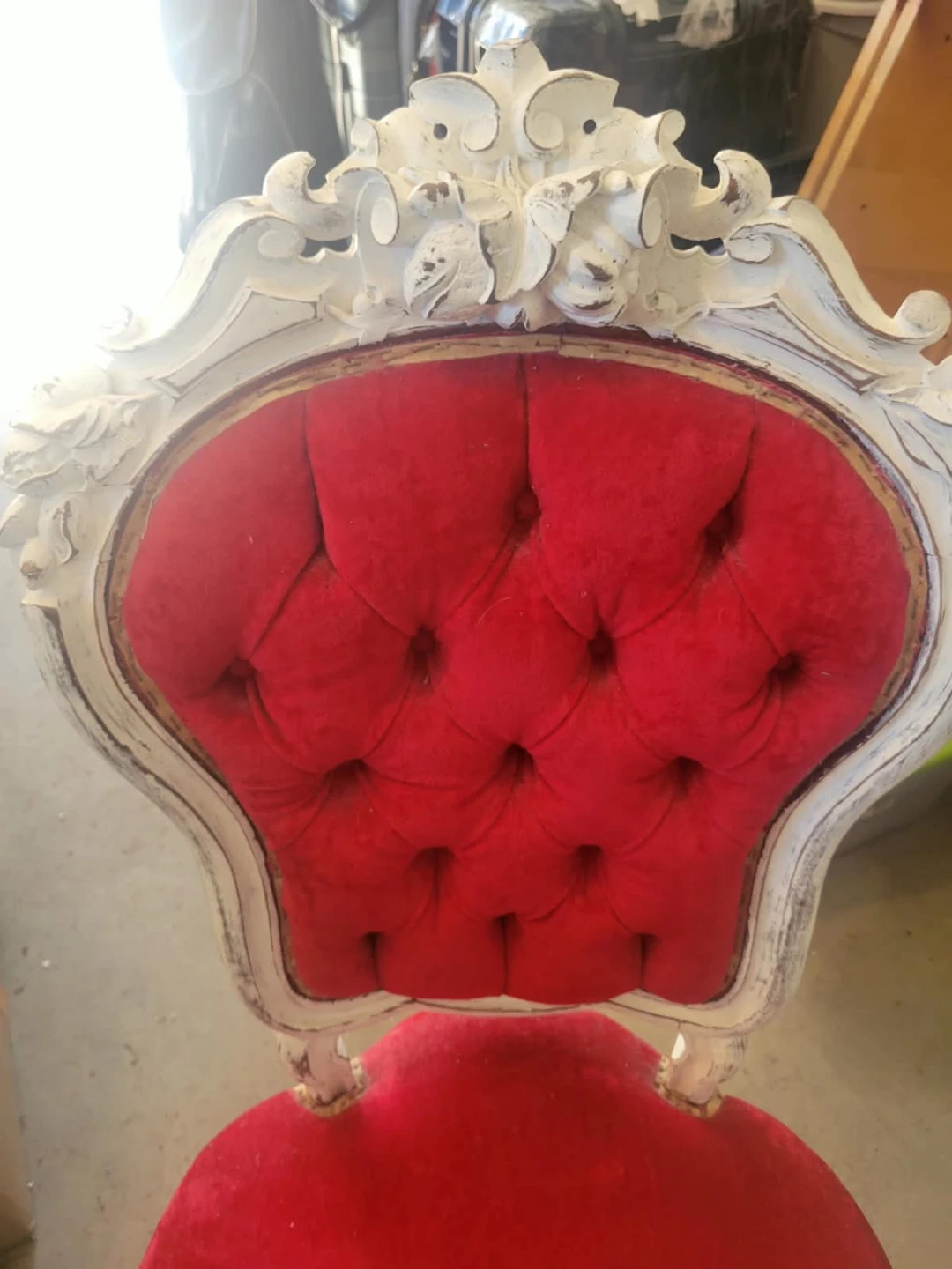 Vintage Style Red Velvet Accent Chair
