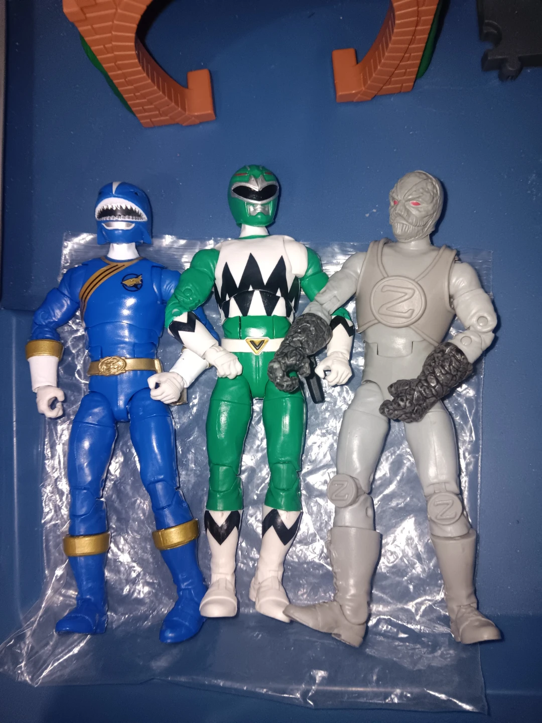 Power Rangers Action Figure Bundle with Accessories - photo 2