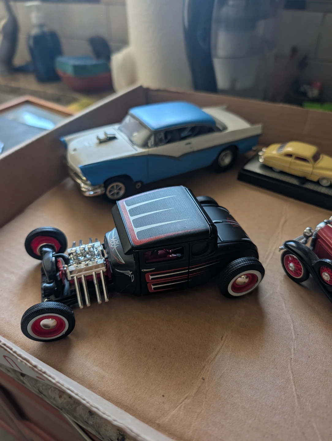 Set of 5 Collectible Vintage Model Cars