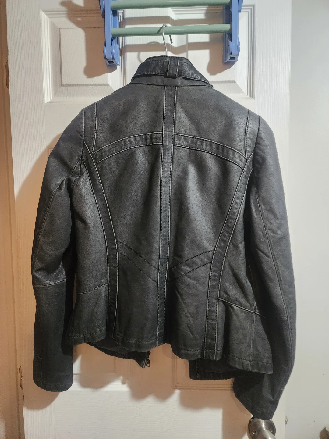 Womens Danier Moto Leather Jacket - photo 2