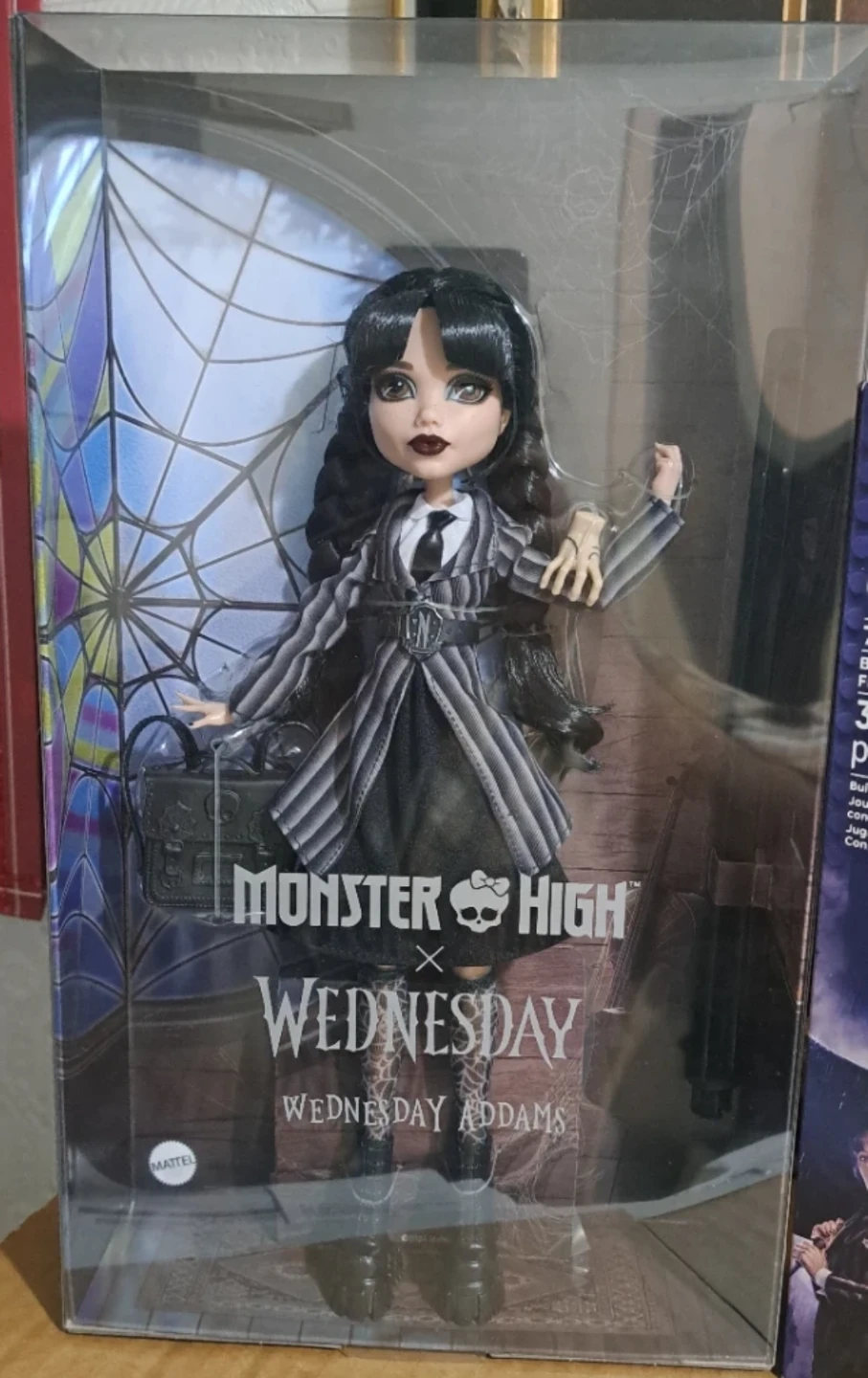 Monster High Wednesday Addams Doll and LEGO Black Dahlia Set - photo 3