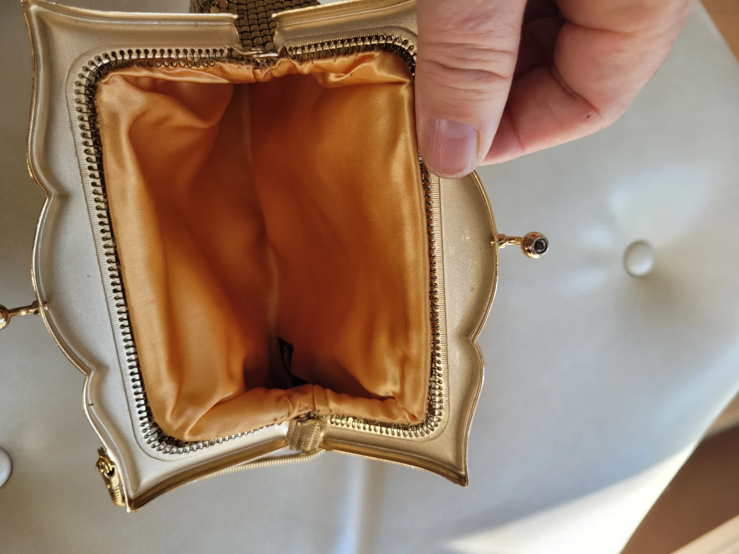 Vintage / Retro Glomesh Gold Evening Bag - photo 4