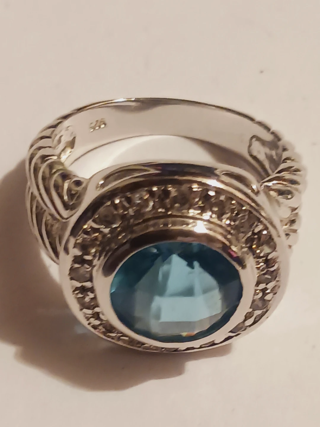 Gorgeous Sterling Silver 925 Blue Topaz Ring.8.