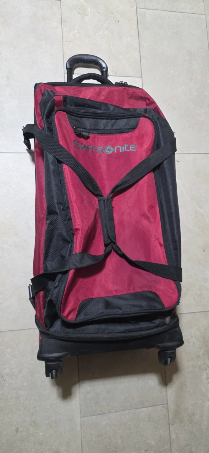 Samsonite Rolling Duffel Bag Red and Black