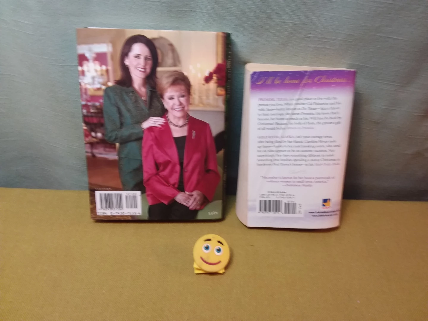 🏈 🆓 Two Christmas Holiday Novels 🆓 - photo 2