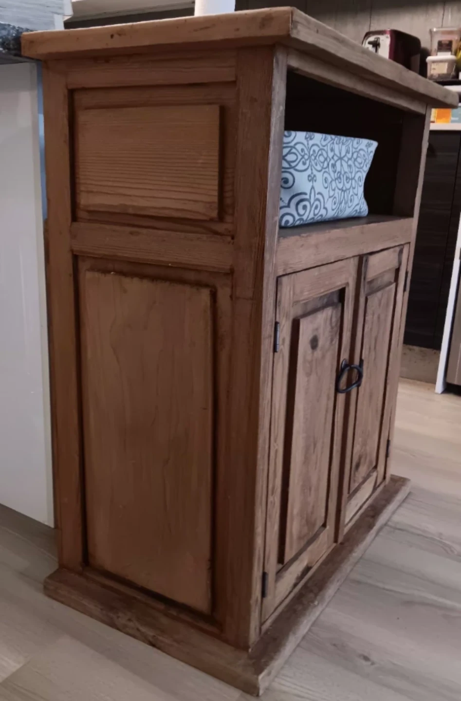 Solid wood cabinet - photo 3