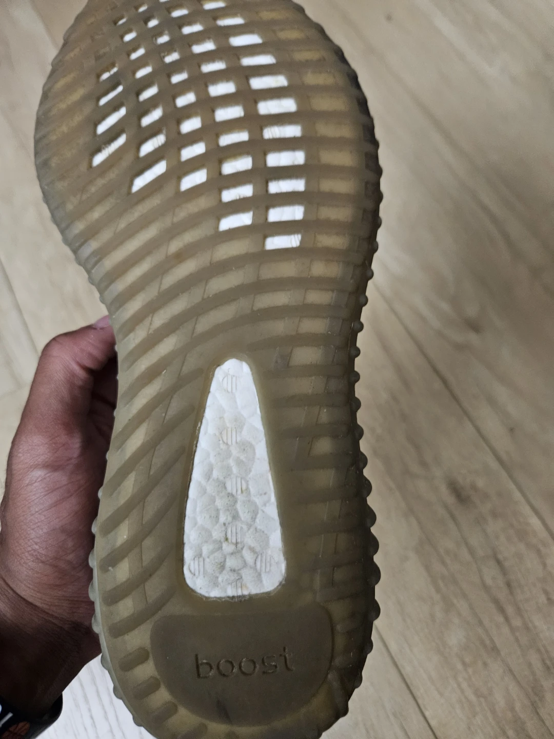 Adidas Yeezy Boost 350 V2 Beluga Size 11 - photo 2
