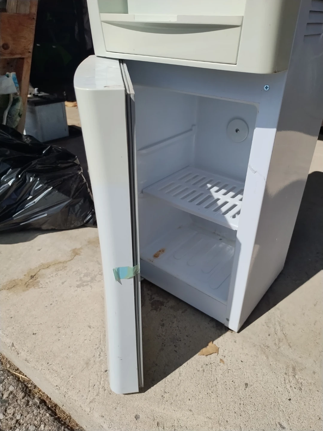 Greenway Polar Water Cooler with Mini Fridge - photo 2