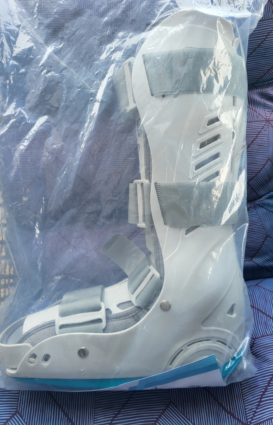 Inflatable Walking Boot - Medium - photo 2