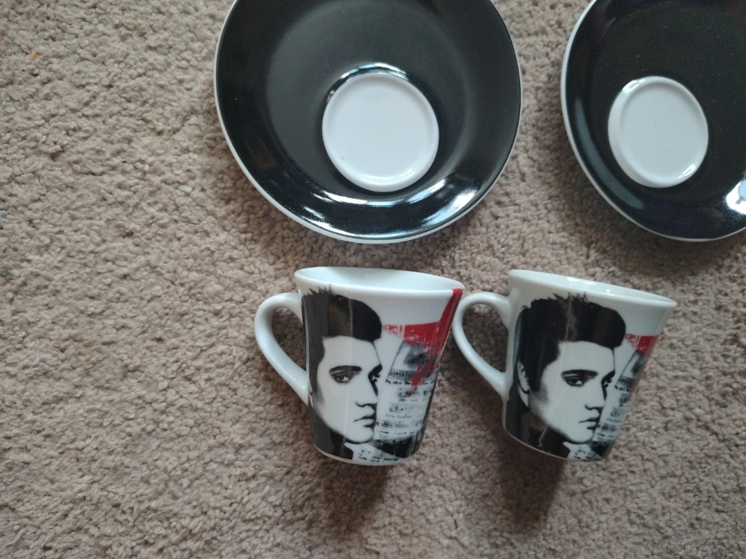 Elvis Presley Espresso Cups and Saucers Set - photo 3