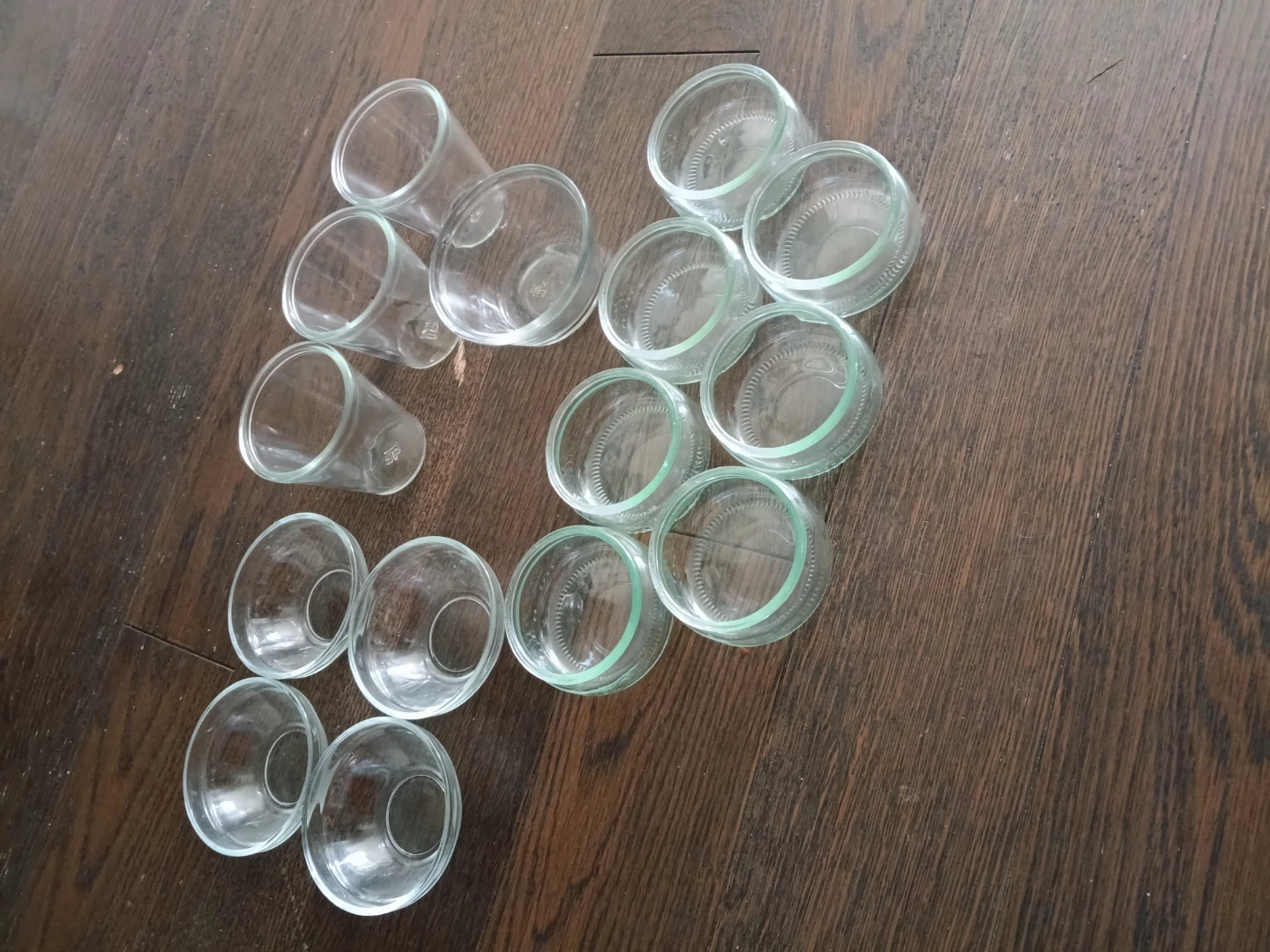 Set of 15 Glass  and glass Bowls