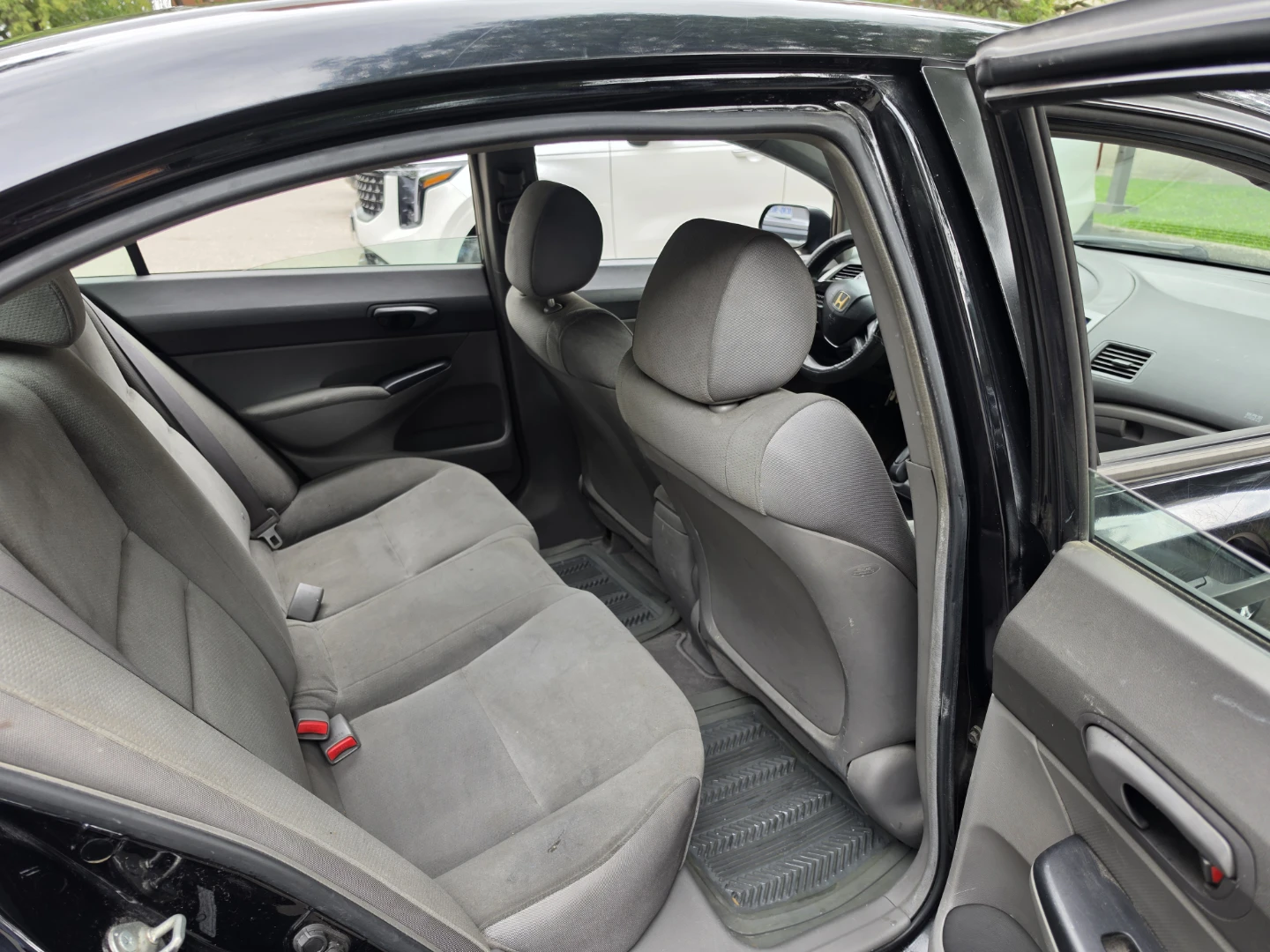2006 Honda Civic Sedan 215,000km!!! - photo 5