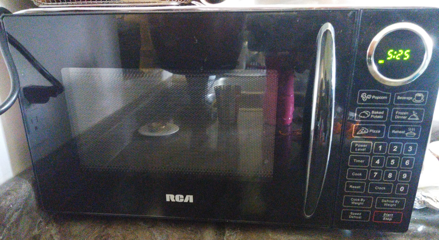RCA Microwave Oven