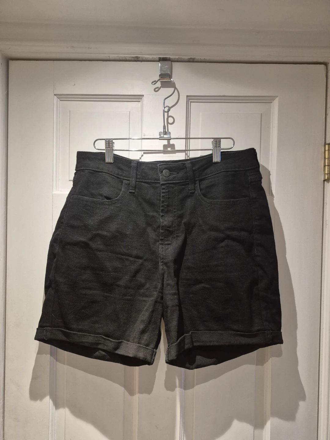 Old Navy High-Rise Wow Black Denim Shorts Size 10 - photo 2