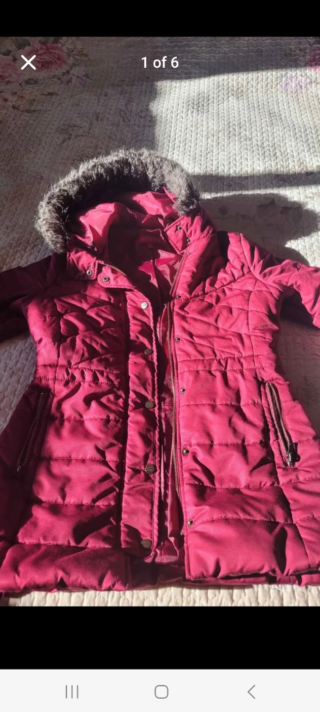 Winter Puffer Jacket, polyster inner layer, size small 4_6