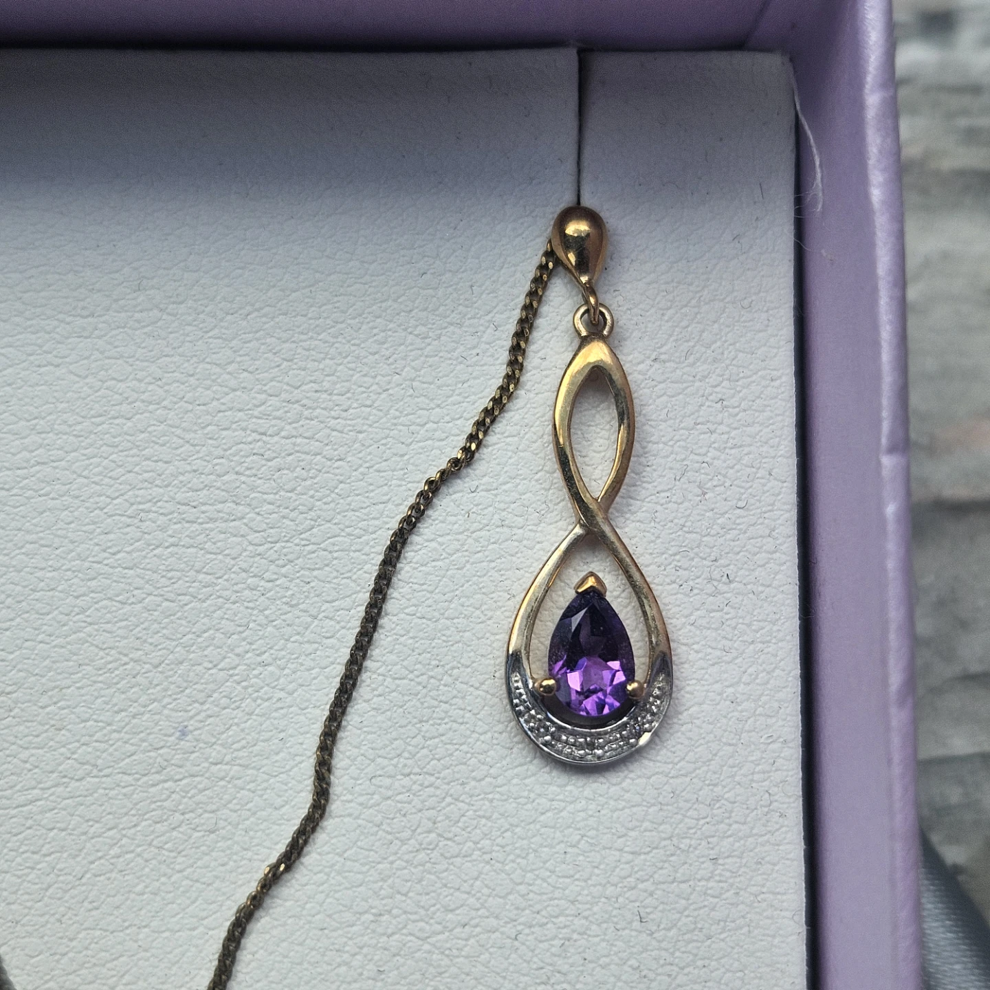 Gold and amethyst earrings and necklace - photo 3